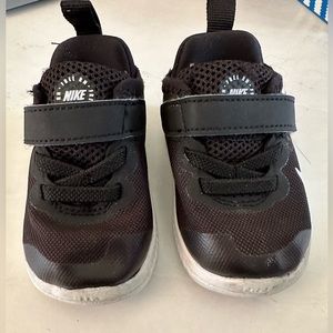 Nike Velcro toddler sneakers